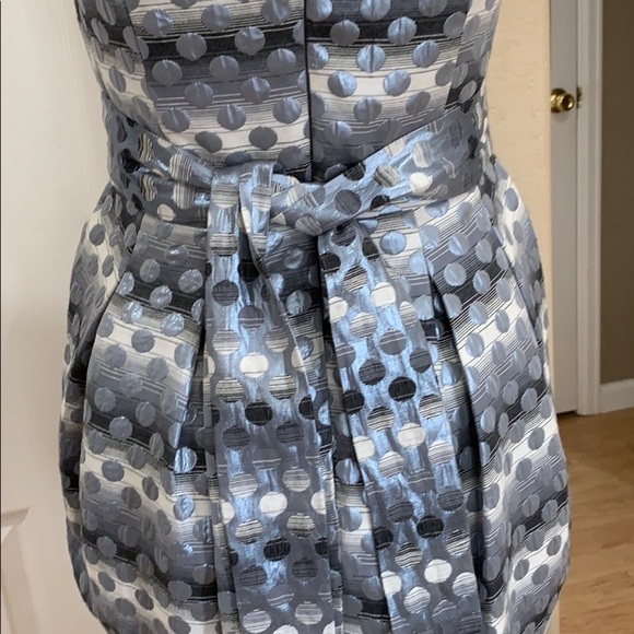 Karlie dress -Size medium - Picture 7 of 8